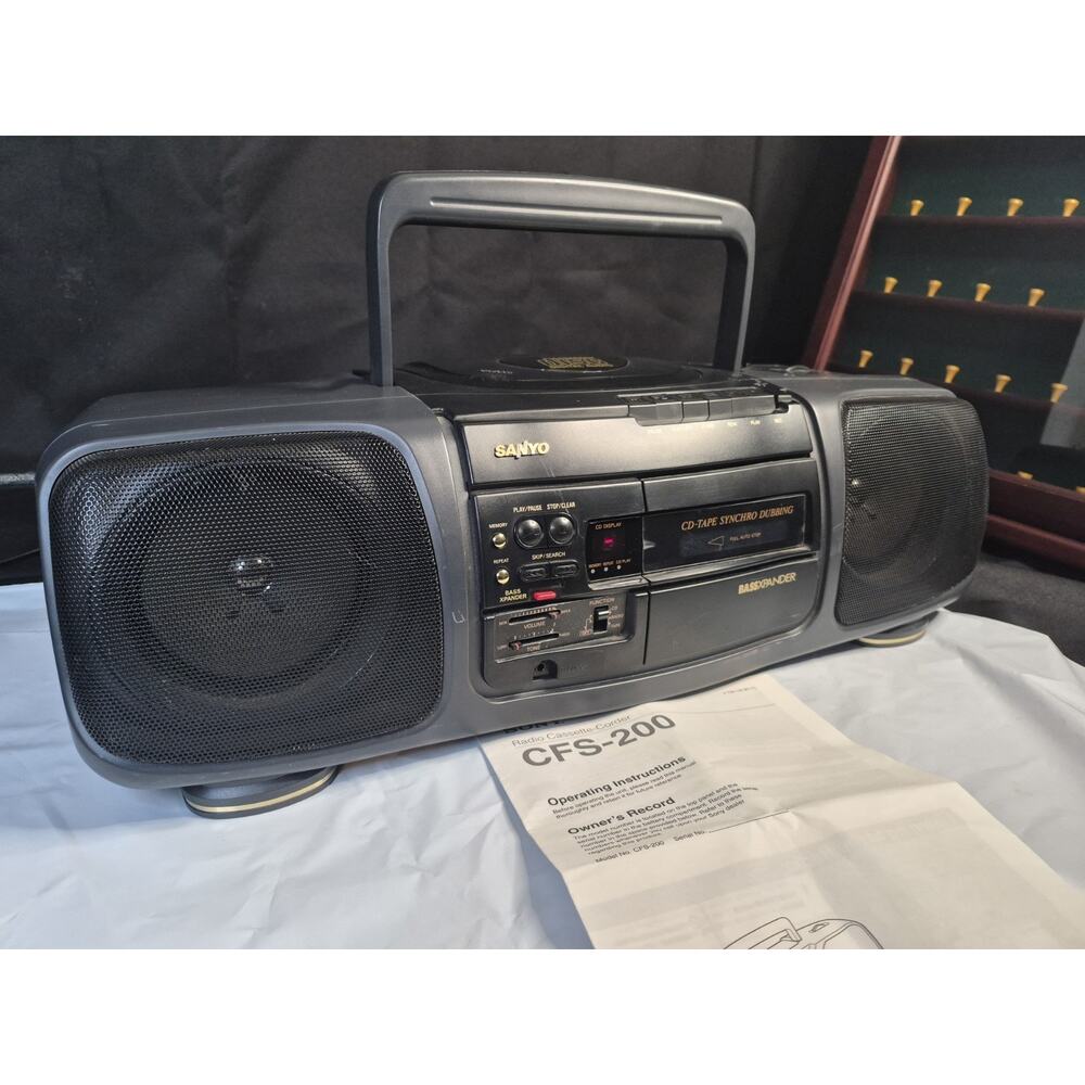 Sanyo MCD-Z16 Boombox – AM/FM Radio, CD & Cassette Player , Everything Works..